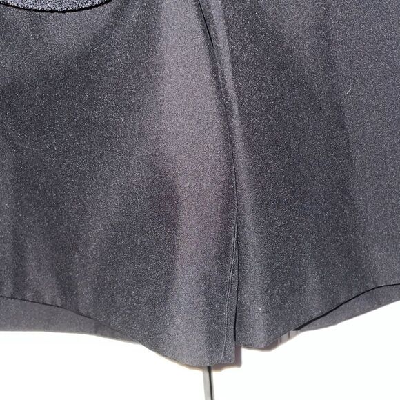 Izod skort  - Picture 5 of 8